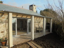 Stone faced timber frame extension